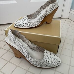 Michael Kors Woven Leather White Wedges Wood Sole 8.5